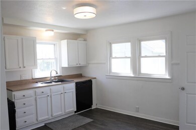 2521 13th St, Columbus, IN 47201 - photo 7