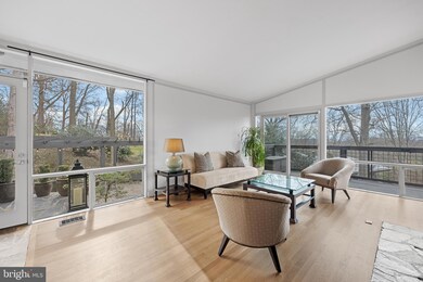 7417 Rebecca Dr, Alexandria, VA 22307 - photo 4