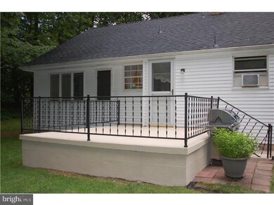 618 Featherbed Ln, Garnet Valley, PA 19060 - photo 4