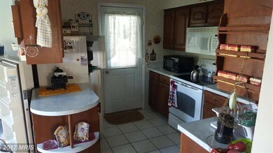 15527 Senedo Rd, Edinburg, VA 22824 - photo 6