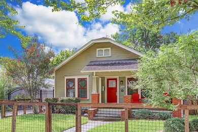 1132 Dunbar St, Houston, TX 77009 - photo 2