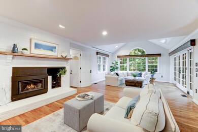 1217 Old Stable Rd, McLean, VA 22102 - photo 6