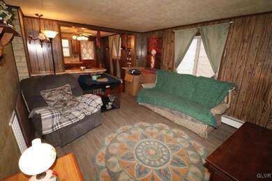 16 E Kline Ave, Lansford, PA 18232 - photo 2