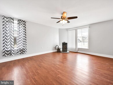 48 N 3rd St, Saint Clair, PA 17970 - photo 5