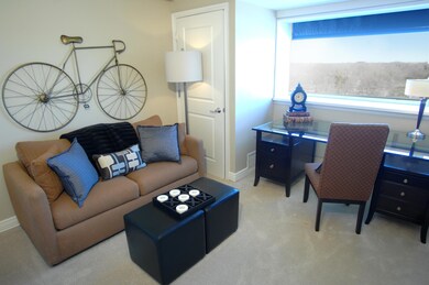 10. GUEST ROOM OFFICE