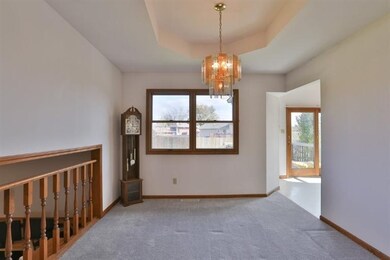 9035 Pineview Ln, Crown Point, IN 46307 - photo 6