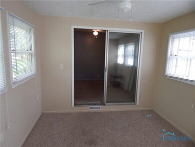 805 Circleview Dr, Toledo, OH 43615 - photo 3