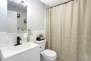 80 N Warren St unit 3, Woburn, MA 01801 - photo 6