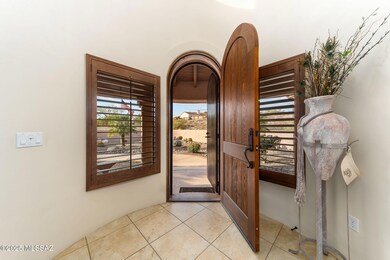 10-web-or-mls-243 E Desert Ledge Pl - ML