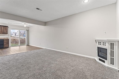 228 Pointe Ln, Raymore, MO 64083 - photo 4