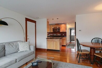 27 Vaughan Ave, Newport, RI 02840 - photo 4