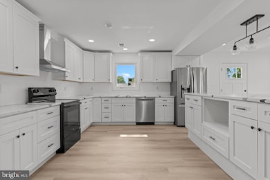 35 Thimbleberry Ln, Levittown, PA 19054 - photo 5