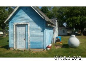 208 W Clay St, Kirklin, IN 46050 - photo 3