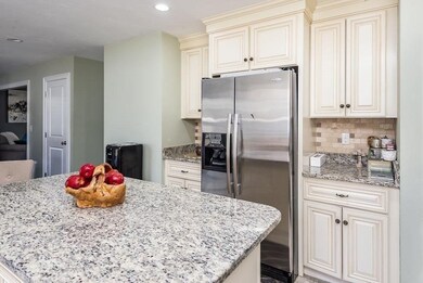 21 Arline Dr, Attleboro, MA 02703 - photo 4