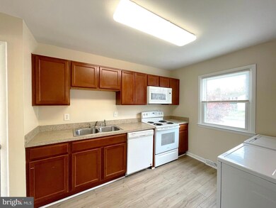 300 Serenity Ct unit 1, Prince Frederick, MD 20678 - photo 5