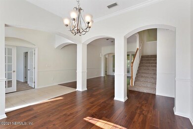 05-Dining Room