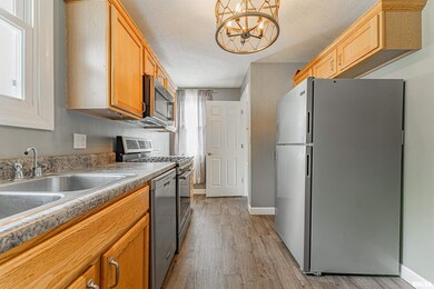 816 N Logan St, Lincoln, IL 62656 - photo 7