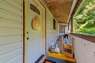 1331 Rabel Mountain Rd, Charleston, WV 25309 - photo 7