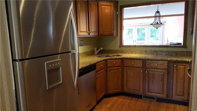 80 Fisher Rd unit 5, Cumberland, RI 02864 - photo 3