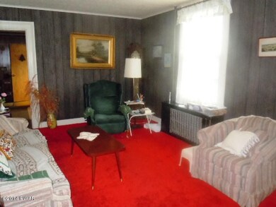 208 Chestnut Ave, Hawley, PA 18428 - photo 6