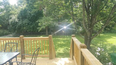 8511 Roseborough Rd, Louisville, KY 40228 - photo 2