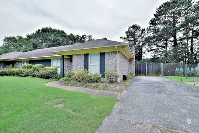 6306 Olde Towne Dr, Columbus, GA 31907 - photo 2