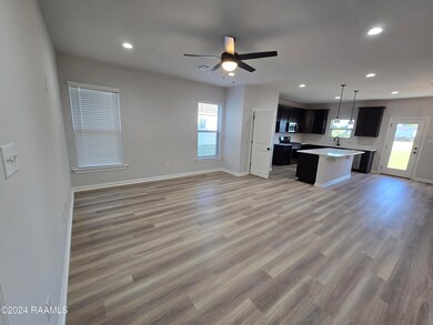 110 Brattle Ct, Lafayette, LA 70506 - photo 2