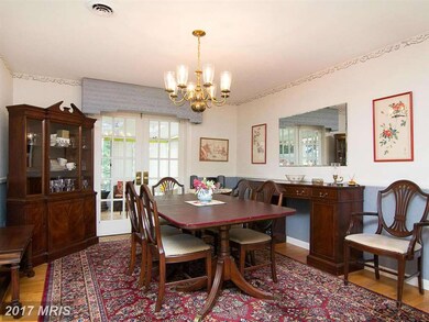 909 Dixon Ave, Sykesville, MD 21784 - photo 6