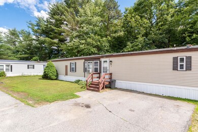 391 Wadleigh Falls Rd unit 4, Newmarket, NH 03857 - photo 2