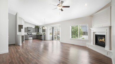 236 E 1400 S, Lehi, UT 84043 - photo 5