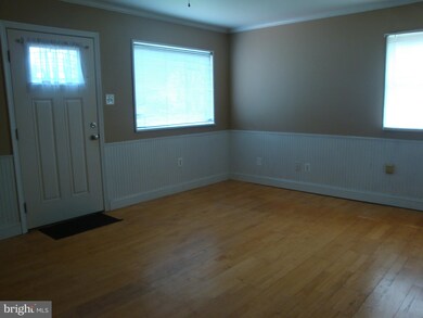 100 Martin Dr, Manassas Park, VA 20111 - photo 6