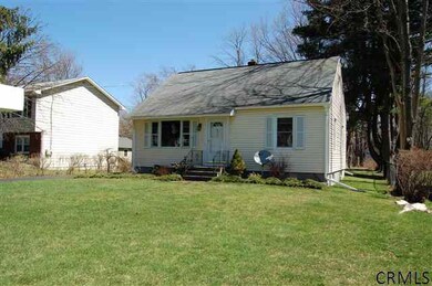 20 Snowden Ave, Delmar, NY 12054 - photo 2