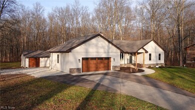 9134 Crackel Rd, Chagrin Falls, OH 44023 - photo 2