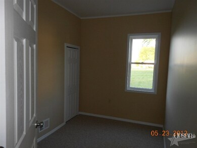 512 Railroad St, Warren, IN 46792 - photo 7