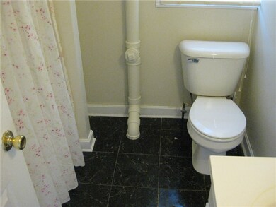 7 Earl St unit 1, West Warwick, RI 02893 - photo 4