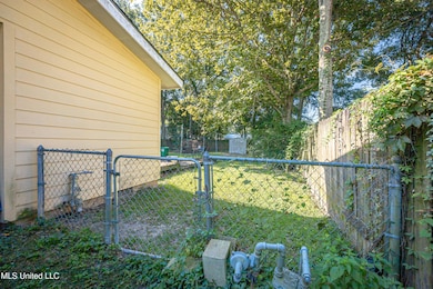 2910 Pecan Ave, Pascagoula, MS 39567 - photo 7