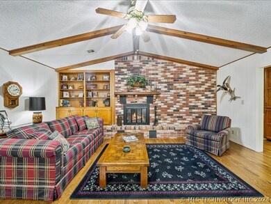 1009 N Faulkner Place, Claremore, OK 74017 - photo 6