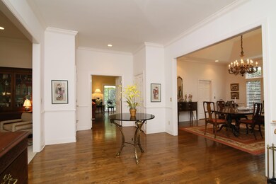 6Foyer