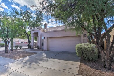 235 W Los Arboles Dr-1