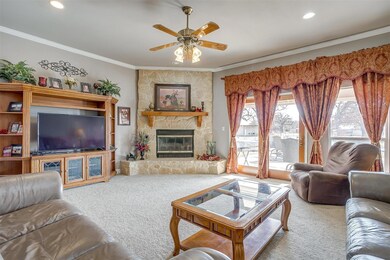 520 Thomas Rd, Springtown, TX 76082 - photo 6