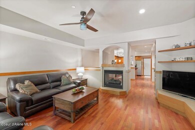 07-Living Room