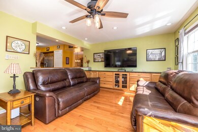 1716 Weidner Ct, Quakertown, PA 18951 - photo 4