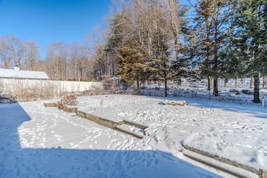 330 Miller St, Ludlow, MA 01056 - photo 6