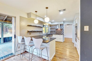 15234 Pebble Lake Dr, Houston, TX 77095 - photo 4