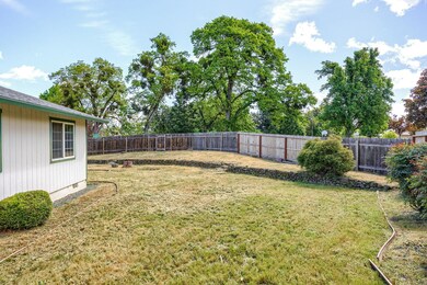 1158 Hampton Dr, Central Point, OR 97502 - photo 6