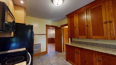 175-Summer-St-Auburn-Maine-04210-0524202