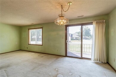 4817 Woodland Ave unit 2, West Des Moines, IA 50266 - photo 7