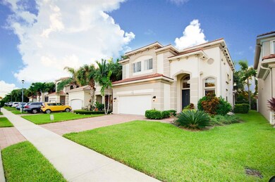 1053 Grove Park Cir-large-003-36-Exterio