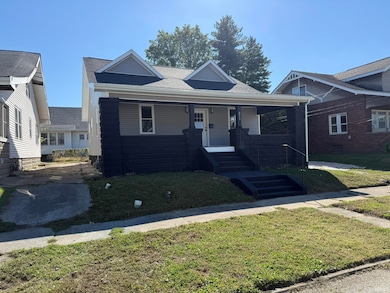 203 W Walnut St, Washington, IN 47501 - photo 7