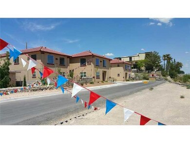 2413 Tremont Ave unit C, El Paso, TX 79930 - photo 2